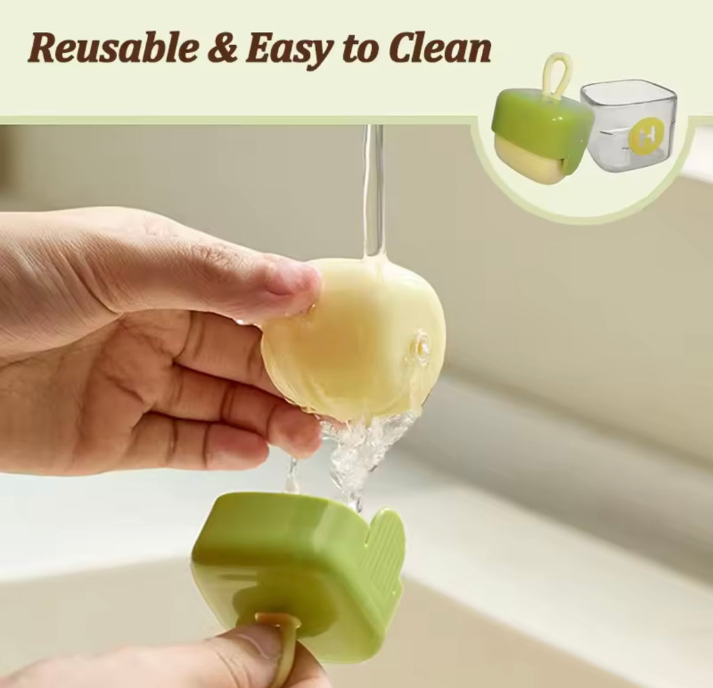 Portable Reusable Lint Roller – Compact Travel Size